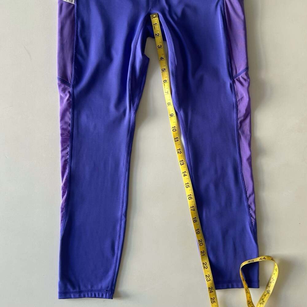 Fabletics Purple High Waisted Pocket Leggings Size Medium - Picture 8 of 9